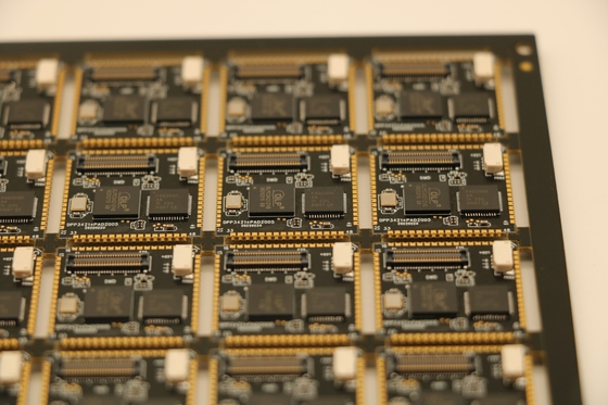 İyi bir fiyat. Profesyonel DIP Baskılı Devre Meclisi PCBA Çok Katmanlı PCB çevrimiçi